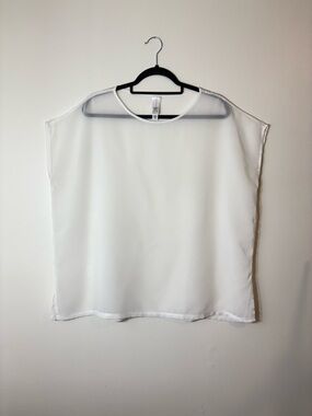 Wynne Layers Sheer Sleeveless Top Oversized Layering S